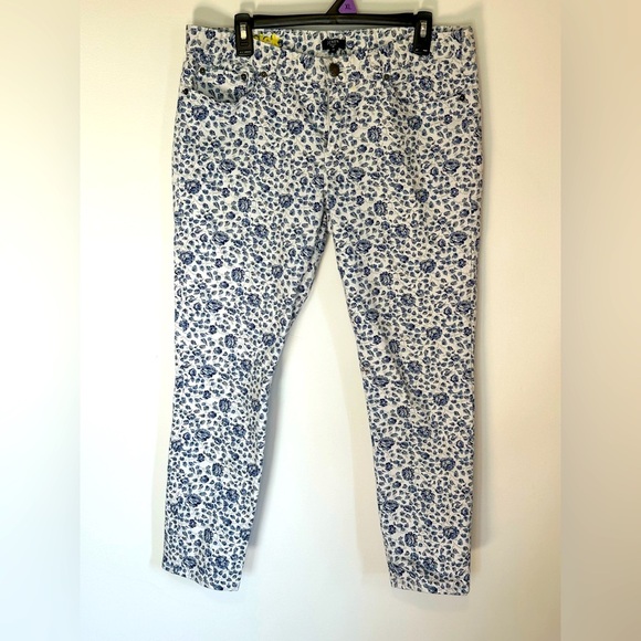 J. Crew Toothpick Floral Print Jeans in Blue and White - Picture 1 of 6